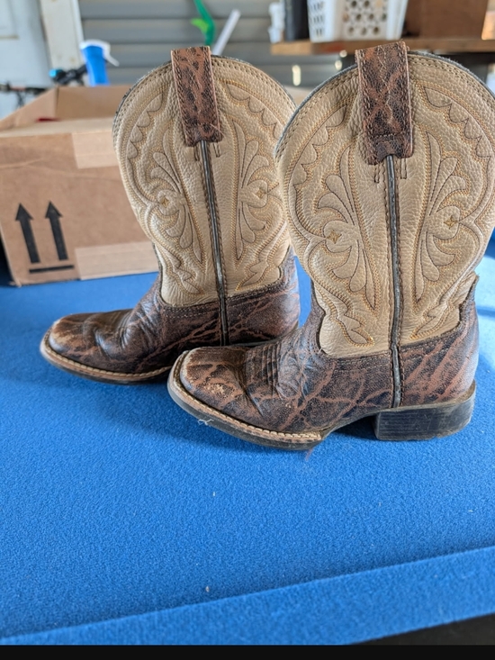 Ariat Other - Kids Ariat Brown Leather Western Boot Interior Label